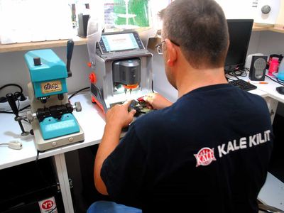 Fevzi Çakmak Oto Anahtar Kopyalama