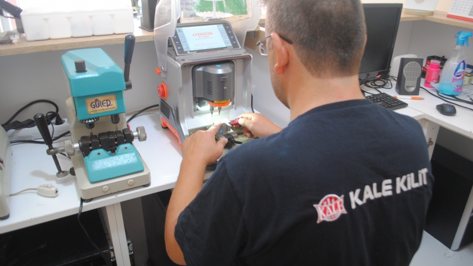 Fevzi Çakmak Oto Anahtar Kopyalama