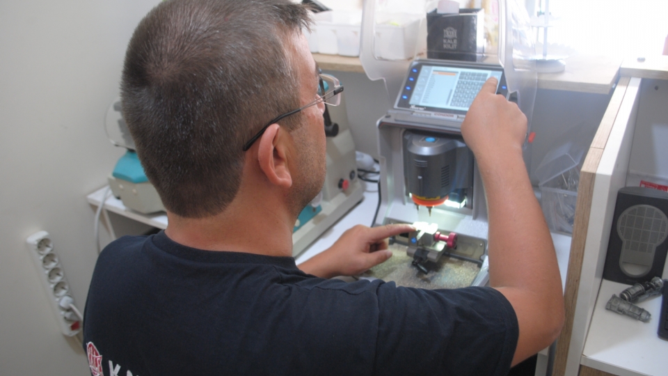 Fevzi Çakmak Oto Anahtar Kopyalama